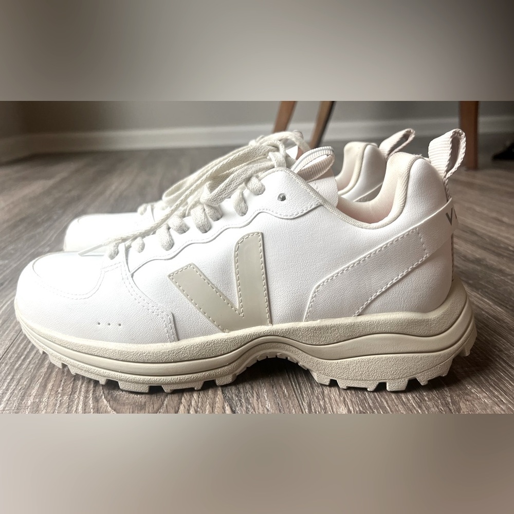 Veja Sneakers